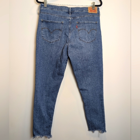 Levi's 721 High Rise Raw Hem Distressed Ankle Skinny Jeans Blue Denim Size 31 - Picture 2 of 8